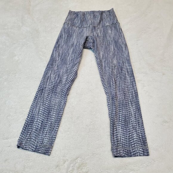 Lululemon Wunder Under High Rise Gray White  Active 21" Inseam Cropped Legging 6 - Picture 4 of 6
